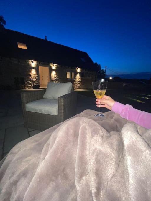 Hazelwood Luxury Detached Peak District Stone Barn - Dog Friendlyヴィラ エクステリア 写真