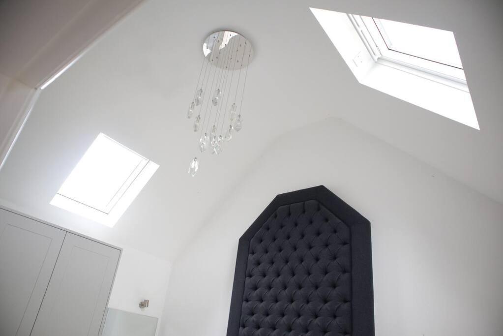 Hazelwood Luxury Detached Peak District Stone Barn - Dog Friendlyヴィラ エクステリア 写真
